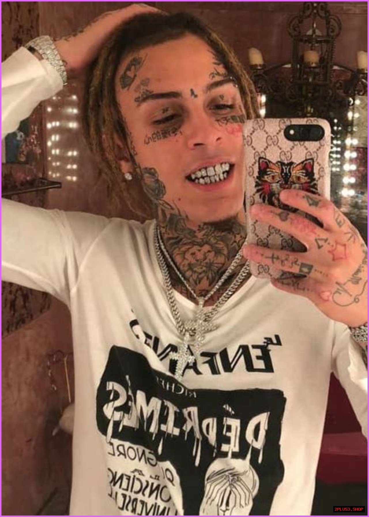 HTML